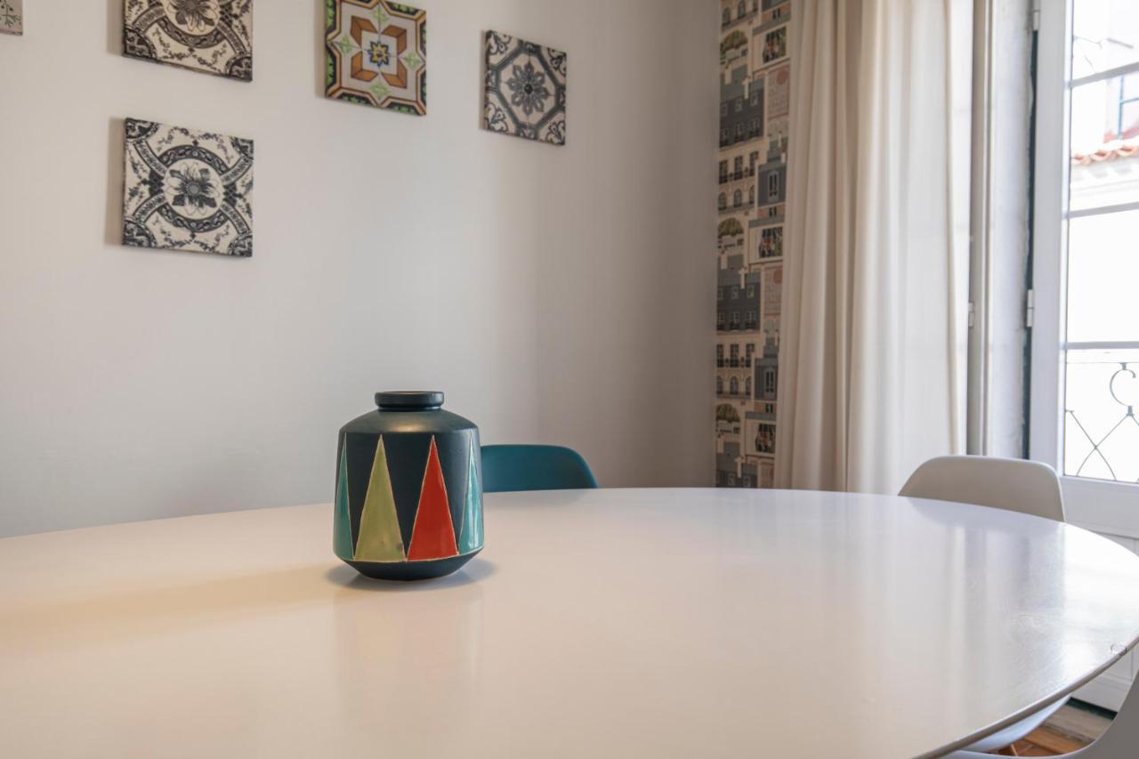 Condessa 2Bdr Duplex By Lovelystay Lisbona Esterno foto