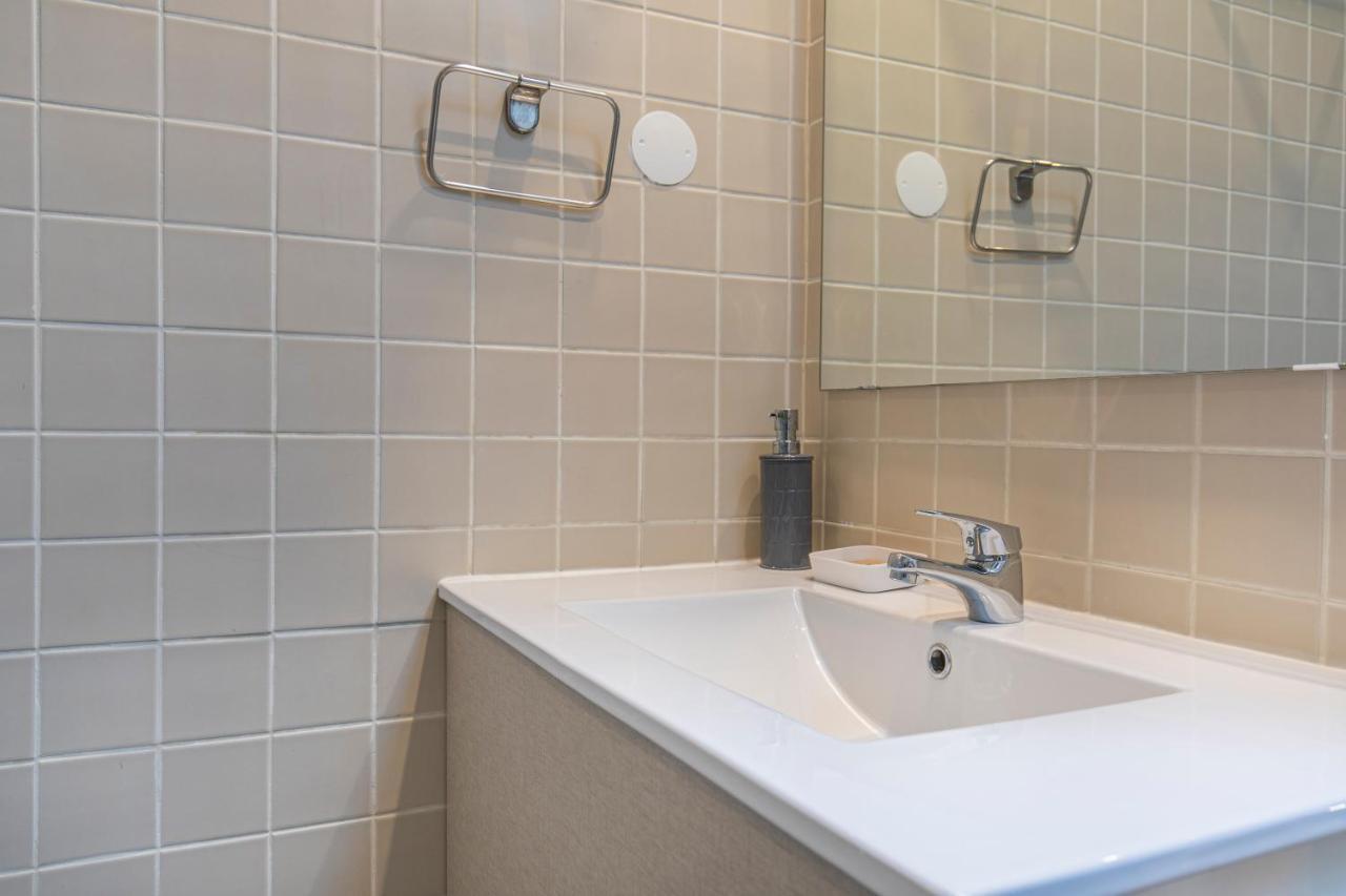 Condessa 2Bdr Duplex By Lovelystay Lisbona Esterno foto