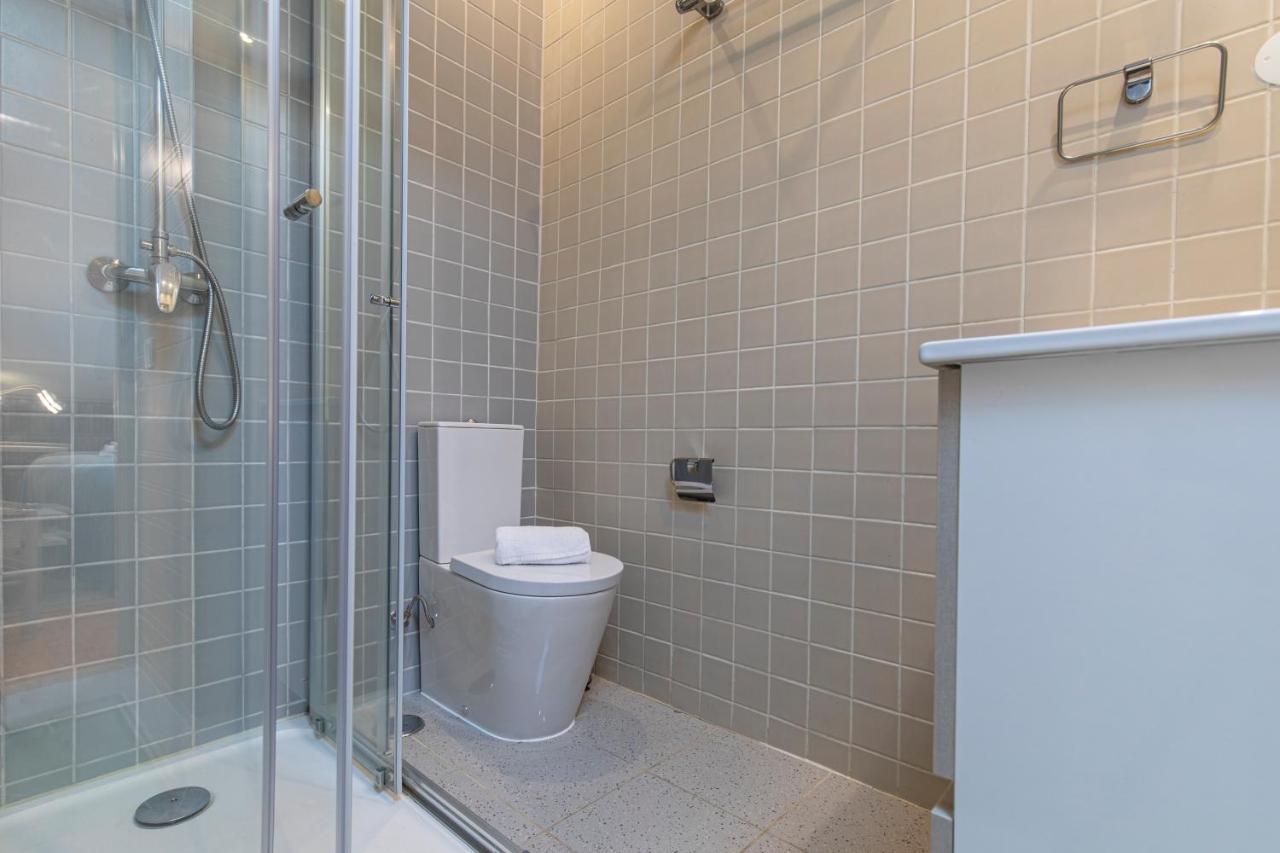 Condessa 2Bdr Duplex By Lovelystay Lisbona Esterno foto